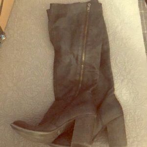 Genuine Soft Leather Aldo Heeled Boots
